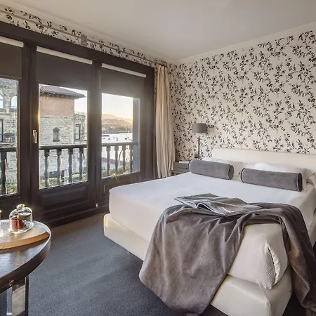 Ercilla Embarcadero خيتكسو