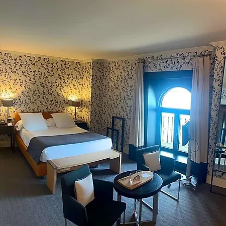 Hotel Ercilla Embarcadero 4*