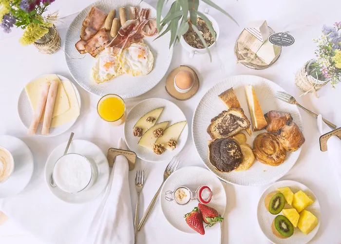 Отель Ercilla Embarcadero