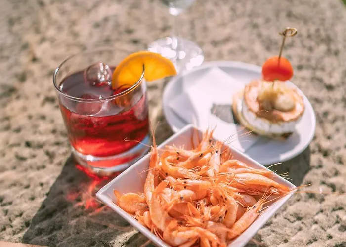 Отель Ercilla Embarcadero