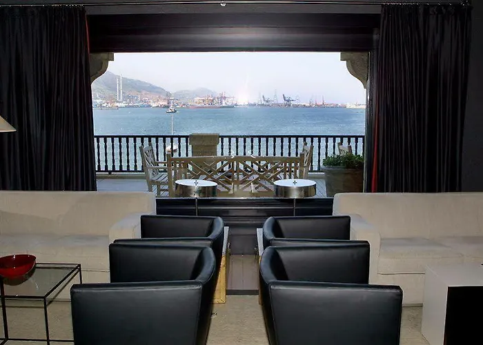 Hotell Ercilla Embarcadero Getxo