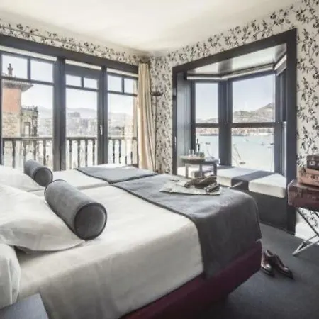 Ercilla Embarcadero 4*